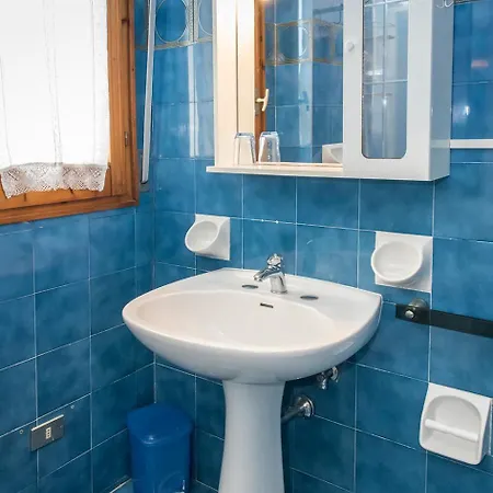 M036 - Marcelli, Quadrilocale A 30m Dal Mare Marcelli